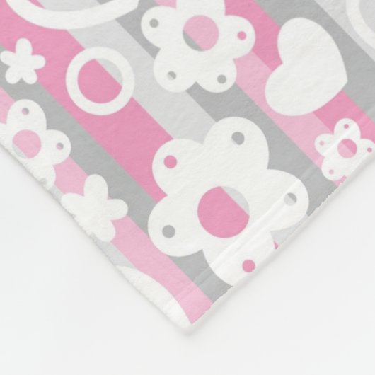 Muster mit Herzen und Blumen Fleecedecke (Ecke)