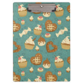 Muster mit kleinen Kuchen und Süßigkeiten Klemmbrett (Vorderseite)