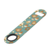 Muster mit kleinen Kuchen und Süßigkeiten Speed Flaschenöffner (Vorderseite Schrägansicht)