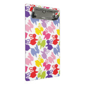 Muster mit Ostern-Kaninchen Mini Klemmbrett (Schrägansicht)