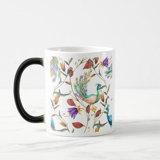 Muster mit Pfau und Blumen Pfau Verwandlungstasse (Links)