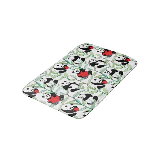 Muster mit reizenden Pandas mit Herzen Badematte (Schrägansicht)
