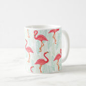Muster mit rosa Flamingo-Ornamenten im Hintergrund Kaffeetasse (VorderseiteRechts)