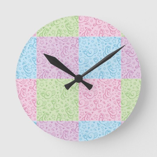 Muster mit Schlangen Runde Wanduhr (Vorderseite)