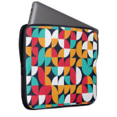 Muster mit zufällig gefärbten Dreiecken Generativ Laptopschutzhülle (Vorne Rechts)