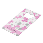 Muster rosa Elefanten, Sterne, Ihr Name Geldbeutel Flaschenöffner (Vorderseite Schrägansicht)