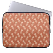Muster Terracotta & Peach Tropical Pineapse Laptopschutzhülle (Vorderseite)