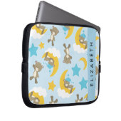 Muster von Bären, Teddybären, Sternen, Ihr Name Laptopschutzhülle (Vorne Rechts)