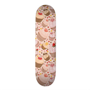 Muster von den feierlichen kleinen Kuchen Skateboard