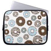 Muster von Donuts, blauen Donuts, braunen Donuts Laptopschutzhülle (Vorderseite)