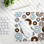 Muster von Donuts, blauen Donuts, braunen Donuts Mousepad