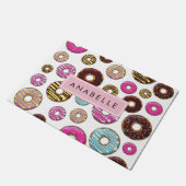 Muster von Donuts, farbenfrohe Donuts, Ihr Name Fußmatte (Schrägansicht)