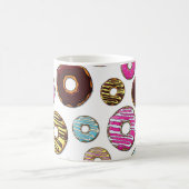Muster von Donuts, farbenfrohe Donuts, Ihr Name Kaffeetasse (Mittel)