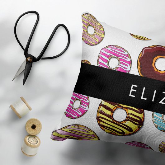 Muster von Donuts, farbenfrohe Donuts, Ihr Name Kissenbezug