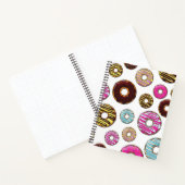 Muster von Donuts, farbenfrohe Donuts, Sprinklen Notizblock (Innenseite)