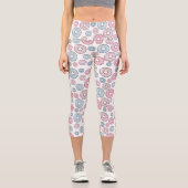 Muster von Donuts, rosa Donuts, blaue Donuts Capri Leggings (Vorderseite)