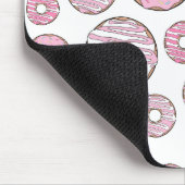 Muster von Donuts, rosa Donuts, Sprinklen Mousepad (Ecke)