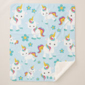 Muster von Einhörnern, Niedlichen Einhörnchen, Blu Sherpadecke (Vorderseite)