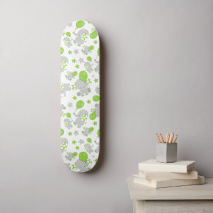 Muster von Elefanten, Niedliche Elefanten - grün g Skateboard