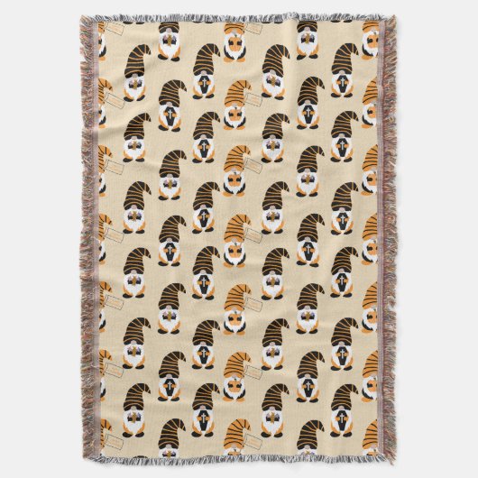 Muster von Gnomen, Halloween-Gnomen-Trick oder -Be Decke (Vorderseite Vertikal)