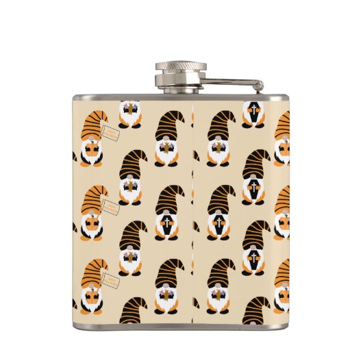 Muster von Gnomen, Halloween-Gnomen-Trick oder -Be Flachmann (Rückseite)