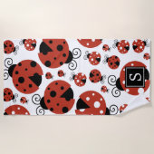 Muster von Ladybugs, rote Ladybugs, Monogramm Strandtuch (Vorderseite)
