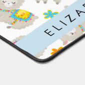 Muster von Llamas, Alpacas, Blume, Ihr Name Schreibtischunterlage (Ecke)