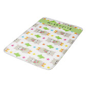 Muster von Llamas, Alpacas, Kaktus, Ihr Name Badematte (Schrägansicht)