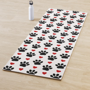 Muster von Paws, Hundepfägen, schwarzen Paws, rote Yogamatte