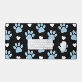 Muster von Paws, Hundeschäften, blauen Paws, weiße Schreibtischunterlage (Tastatur & Maus)