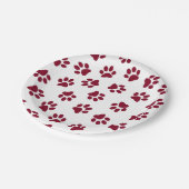 Muster von Paws, Hundeschäften, Burgundy Paws Pappteller (Schrägansicht)