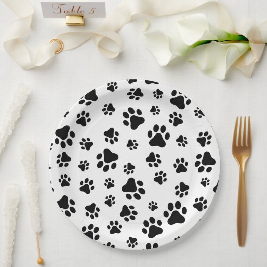 Muster von Paws, Hundeschäften, Schwarz und Weiß Pappteller (Hochzeit)