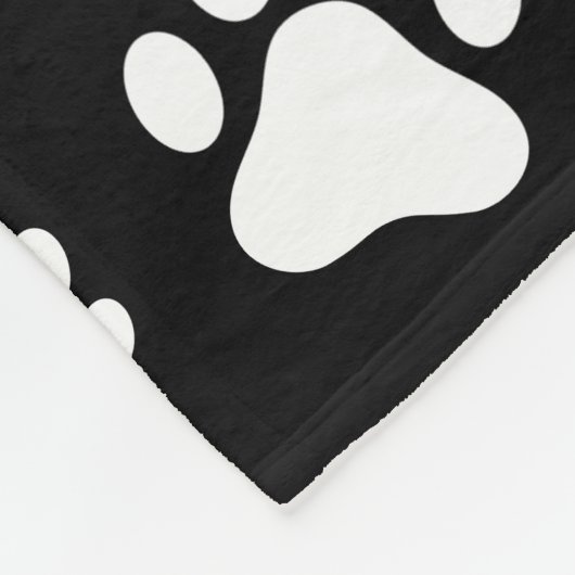 Muster von Paws, Paw Prints, Schwarz und Weiß Fleecedecke (Ecke)