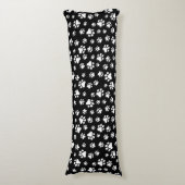 Muster von Paws, Paw Prints, Schwarz und Weiß Seitenschläferkissen (Vorderseite Vertikal)