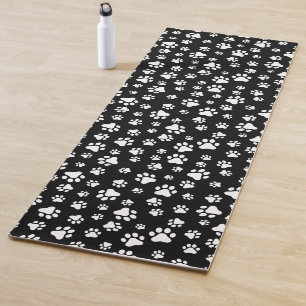 Muster von Paws, Paw Prints, Schwarz und Weiß Yogamatte