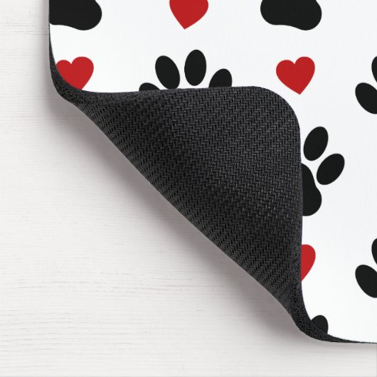 Muster von Paws, schwarzen Paws, roten Herzen, Ihr Mousepad (Ecke)
