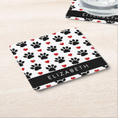 Muster von Paws, schwarzen Paws, roten Herzen, Ihr Rechteckiger Pappuntersetzer (angewinkelt)
