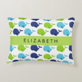 Muster von Walen, Niedlichen Walen, Ihr Name Dekokissen (Rückseite)