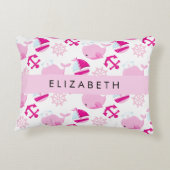 Muster von Walen, rosa Wale, Ihr Name Dekokissen (Rückseite)