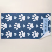 Muster, weiße Pfoten, blaue Herzen, Ihr Name Strandtuch (Vorderseite)