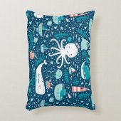 Musterjunge Navy Blue and White Nautical Ocean Dekokissen (Vorderseite(Vertikal))