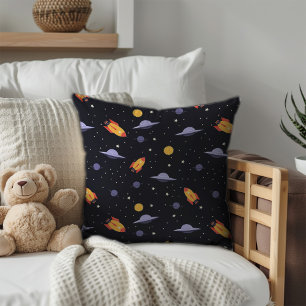 Musterraum lavendel orange schwarz kissen