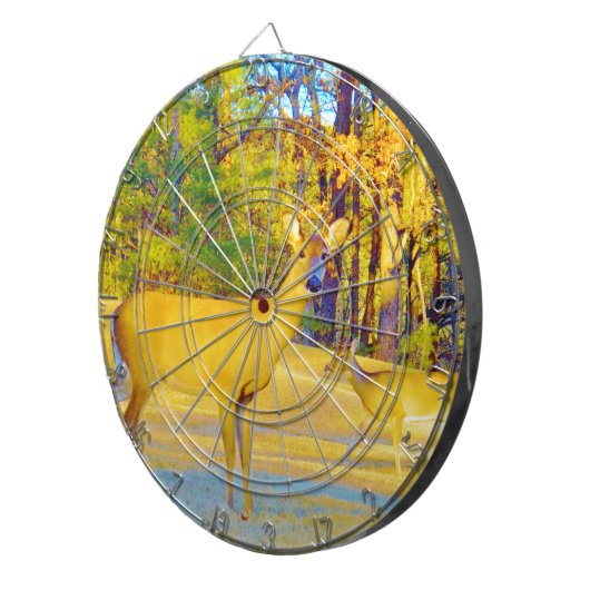 Musturd Colored Deer mit hellblau Dartscheibe (Vorderseite rechts)