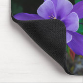 Mutante Akelei-Wildblumen Mousepad (Ecke)