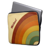 Mute Retro Layered Groovy Rainbow Name Laptopschutzhülle (Vorderseite Links)