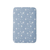 Muted Blue And White Wildflower Pattern Badematte (Vorderseite Vertikal)