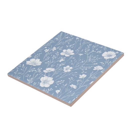 Muted Blue And White Wildflower Pattern Fliese (Seite)