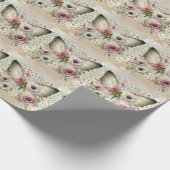 Muted Floral Butterfly Geschenkpapier (Ecke)