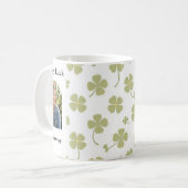 Muted Sage Green Lucky Charm Personalized Kaffeetasse (Vorderseite Links)
