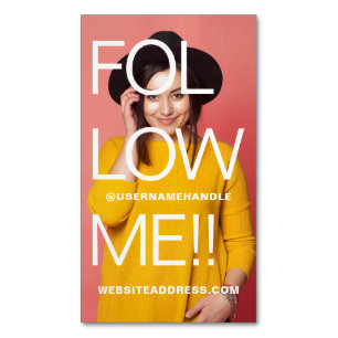 Mutige typografische Follow-mesozialmedium-volles Magnetische Visitenkarte